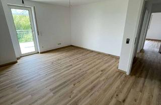 Wohnung mieten in Im Riedle, 89335 Ichenhausen, Helle 4-Zimmer Wohnung in ruhiger Ortsrandlage von Ichenhausen