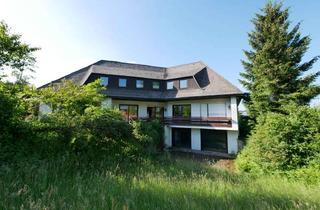 Villa kaufen in 33014 Bad Driburg, Exklusive Villa mit 515 m² + 4.080 m² Grundstück mit Sanierungsbedarf