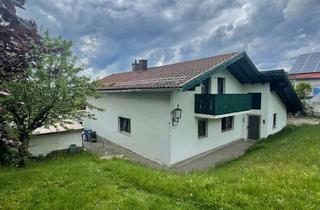 Einfamilienhaus kaufen in 94227 Zwiesel, Renovierungsbedürftiges Ein-Zweifamilienhaus mit zusätzlichem Baugrundstück