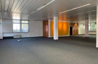 Gewerbeimmobilie mieten in 95152 Selbitz, Gepflegte, individuell nutzbare Gewerbefläche (ca. 450 m²) in verkehrsgünstiger Lage - 3 PKW-Stellplätze