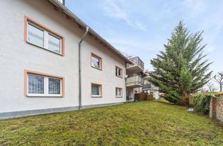 Wohnung kaufen in 39218 Schönebeck, Vermietete Maisonettewohnung im 2. OG mit Balkon und Stellplatz