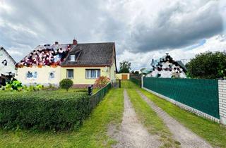 Doppelhaushälfte kaufen in Gartenstr., 39615 Schönberg, Schöne Doppelhaushälfte mit Garage und Garten