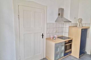 Wohnung mieten in 08451 Crimmitschau, 2-Zimmer Wohnung in ruhiger Lage, nahe Sahnpark, mit Einbauküche!!! ab sofort