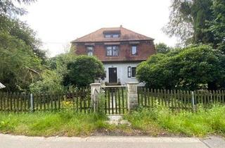 Villa kaufen in 09128 Kleinolbersdorf-Altenhain, Villa "Merkel" (Sanierungsobjekt + Kulturdenkmal) mit ca. 2.124 m² Grundstück in idyllischer Lage