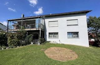 Haus kaufen in 84061 Ergoldsbach, Gepflegtes Dreifamilienhaus in ruhiger Siedlungslage zur Kapitalanlage!!!