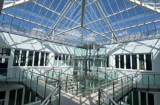 Büro zu mieten in Schwarzwaldstraße 99, 71083 Herrenberg, Moderne und helle Büroflächen in verkehrsgünstiger Lage in Herrenberg!