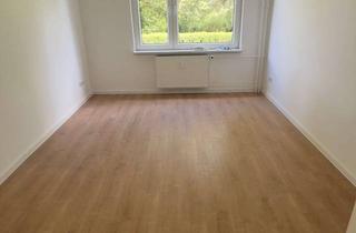 Wohnung mieten in Neue Str., 17219 Möllenhagen, Frühlingsaktion: 300 € Umzugsbonus! Finden Sie jetzt Ihr perfektes Zuhause.