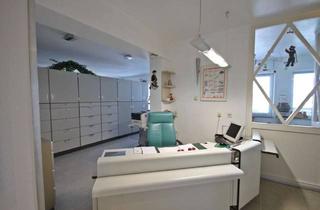 Büro zu mieten in 23617 Stockelsdorf, Ob Praxis oder Büro !!! Gute Infrastruktur - Fahrstuhl, Terrasse, Stellplatz