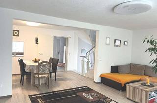 Reihenhaus kaufen in 79540 Lörrach, KfW 40 Reihenendhaus mit zwei Garagen