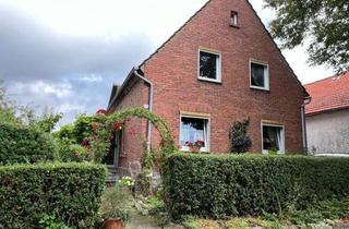 Einfamilienhaus kaufen in 37688 Beverungen, Einfamilienhaus mit Garten und Doppelgarage in Beverungen-Rothe