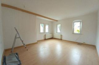 Wohnung mieten in 08459 Neukirchen, gemütliche 2 Zimmer Wohnung in schöner Lage in Neukirchen