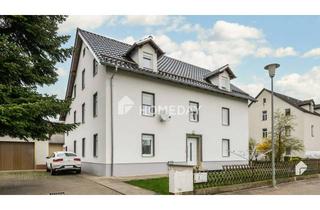 Mehrfamilienhaus kaufen in 93142 Maxhütte-Haidhof, Top gepflegtes Mehrfamilienhaus mit 4 WE's, 10 Garagen, Nebengelass und großem Grundstück.