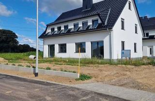 Doppelhaushälfte kaufen in Biestow Ausbau 54, 18059 Kritzmow, Modern ausgestattete Doppelhaushälfte in Rostock-Biestow