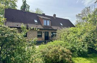 Haus kaufen in 17159 Dargun, V E R K A U F T - Beste Lage und großes Grundstück - Mehrgenerationen-Haus - Mecklenburger Backstein