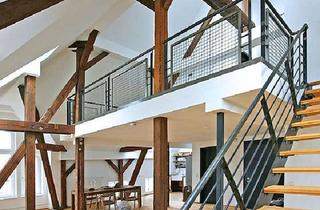 Lofts mieten in 22761 Bahrenfeld, Schönes Dachgeschoss Loft über 2 Ebenen im " Fabrikschloß Westend Village"