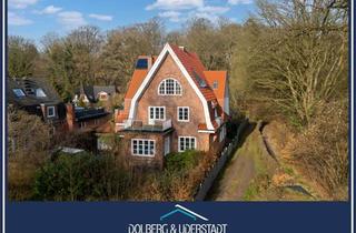 Wohnung kaufen in 22397 Wohldorf-Ohlstedt, Charmante Altbauwohnung auf zwei Ebenen mit eigenem Garten und Stellplatz in attraktiver Lage von Wo