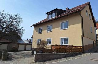 Haus kaufen in 92696 Flossenbürg, Zweifamilienwohnhaus im Herzen von Flossenbürg