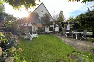 Villa kaufen in Klausener Straße 32, 42899 Lüttringhausen, Farbrikanten Villa direkt zum einziehen mit 3 Garagen, Pool, Sauna und neuer Heizung aus 2022