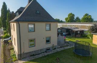 Einfamilienhaus kaufen in 95707 Thiersheim, Wieder verfügbar! Einfamilienhaus mit Garage, Garten, Kachelofen in ruhiger Lage!