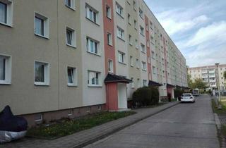 Wohnung mieten in Lübenstraße 17, 06449 Aschersleben, Viel Platz für viele Leute - 6 Raum Wohnung