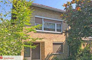 Einfamilienhaus kaufen in 37136 Waake, Sanierungsbedürftiges Einfamilienhaus auf großem Grundstück in ruhiger Lage von Bösinghausen