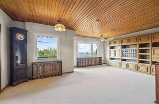 Einfamilienhaus kaufen in 79736 Rickenbach, Aussicht inklusive - Einfamilienhaus mit Keller, großem Grundstück und viel Potenzial