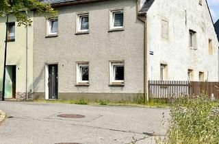 Einfamilienhaus kaufen in 09619 Sayda, Teilsaniertes Reihenendhaus mit Garage und extra Garten in Sayda