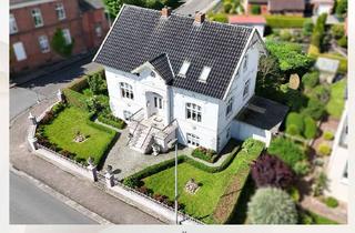 Villa kaufen in 26802 Moormerland, Elegante Villa aus der Gründerzeit - Großzügige Räume und stilvolle Ausstattung