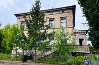 Villa kaufen in 99634 Henschleben, Charmante Villa mit Nebengelass am Wasser im Dornröschenschlaf