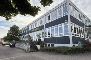 Büro zu mieten in 22880 Wedel, Große Büro- oder Gewerbefläche nahe der Hamburger Stadtgrenze