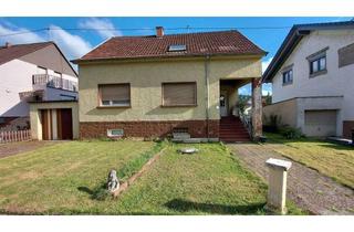 Einfamilienhaus kaufen in 66701 Beckingen, Freistehendes Einfamilienhaus mit Garten in Beckingen-Erbringen