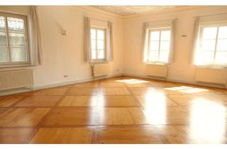 Wohnung mieten in 89415 Lauingen, Lebensqualität. Niveauvolle Altbauwohnung für 1-2 Personen