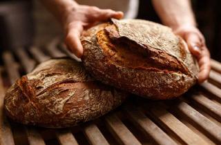 Gewerbeimmobilie kaufen in 82131 Gauting, NEUBAU ERSTBEZUG: Backshop in guter Lage