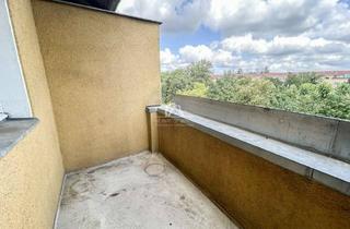 Wohnung kaufen in Kilstetter Straße 20, 14167 Zehlendorf, TRAUMWOHNUNG IN ZEHLENDORF: 5 ZIMMER MIT BALKON IM GRÜNEN I PROVISIONSFREI!