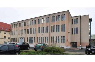 Büro zu mieten in Clara-Zetkin-Straße 14 a, 06679 Hohenmölsen, Grosszügige Büroräume im Zentrum von Hohenmölsen mit vielen Parkplätzen
