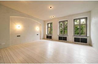 Wohnung kaufen in Mulackstraße 22, 10119 Mitte (Mitte), Aufwendig sanierter Wohntraum in bester Lage