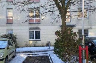 Garagen mieten in Hans-Fallada-Straße, 12683 Biesdorf, PKW Stellplatz Hans-Fallada-Straße 42