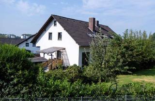 Haus kaufen in 92242 Hirschau, modernisiertes Zweifamilienhaus mit schönem Grundstück
