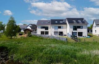 Haus kaufen in 84097 Herrngiersdorf, Schlüsselfertig ausgebautes Reihenendhaus mit Terrasse, Garten, 2 Stellplätzen, KFW 40 Effizienzhaus