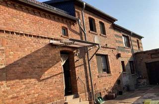 Einfamilienhaus kaufen in 06567 Bad Frankenhausen, Einfamilienhaus mit Zufahrt, Garage und Garten im Ortsteil Ichstedt zur verkaufen