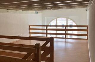 Wohnung mieten in 78234 Engen, Großzügige 3,5-Zimmer-Wohnung im Herzen von Engen