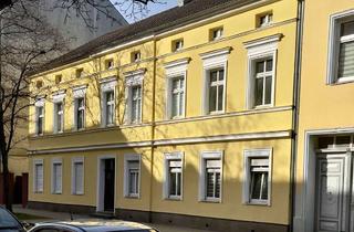 Anlageobjekt in 16278 Angermünde, KAPITALANLEGER AUFGEPASST | vermietetes Mehrfamilienhauses mit 8 Wohneinheiten und 5 Garagen