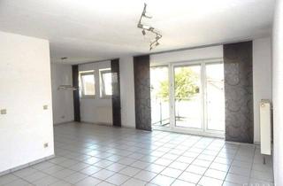 Wohnung kaufen in 73574 Iggingen, Große und helle Etagenwohnung mit Sonnenbalkon und 2 Tiefgaragen-Stellplätzen