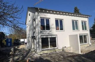 Doppelhaushälfte kaufen in Wörlveitstraße, 82131 Gauting, Elegante Doppelhaushälfte auf attraktivem Grundstück