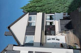 Haus kaufen in Nothweg, 58640 Iserlohn, gepflegtes Reihenmittelhaus mit Garage in beliebter und familienfreundlicher Lage in Hennen
