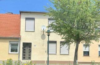 Reihenhaus kaufen in 39179 Barleben, Handwerker aufgepasst, teilsaniertes Reihenhaus in Topp-Lage von Barleben