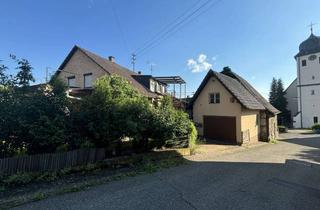 Haus kaufen in 74199 Untergruppenbach, 2-Familienhaus mit viel Nutzfläche!