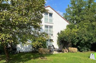 Doppelhaushälfte kaufen in 93049 Westenviertel, Doppelhaus in Regensburg-West mit zweimal 130 m² Wohnfläche