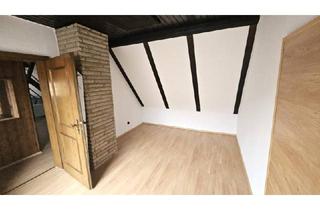 Haus kaufen in 67150 Niederkirchen, Niederkirchen bei Deidesheim - ObjNr:19572 - EFH mit 5 Zimmer und ehem. Gaststätte in der Ortsmitte von Niederkirchen