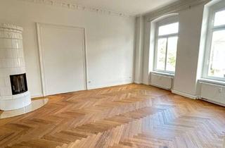 Wohnung kaufen in 02763 Zittau, Lichtdurchflutete Beletage in Gründerzeit-Stadtvilla! Provisionsfrei direkt vom Eigentümer!